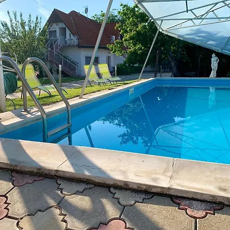 アパートホテル Peter's 3*