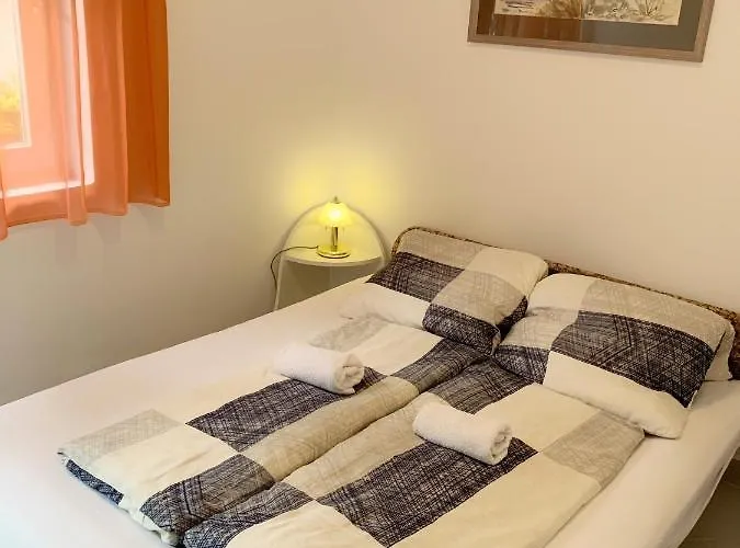 Peter's Aparthotel 3*