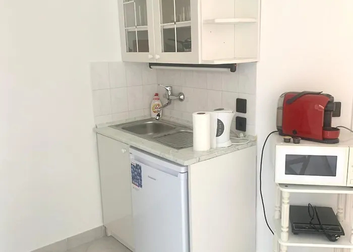 Peter's Aparthotel 3*