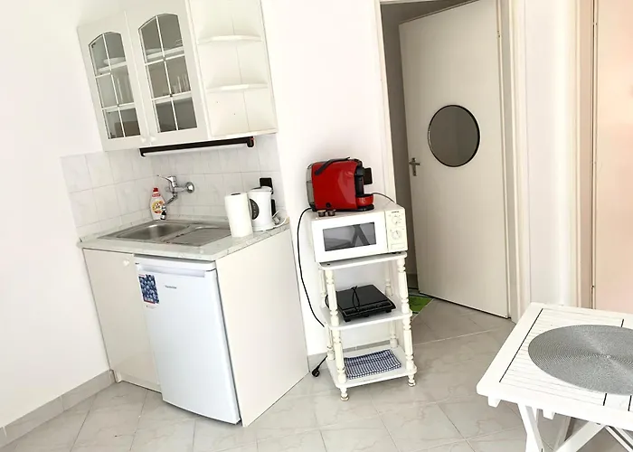 Peter's Aparthotel 3*