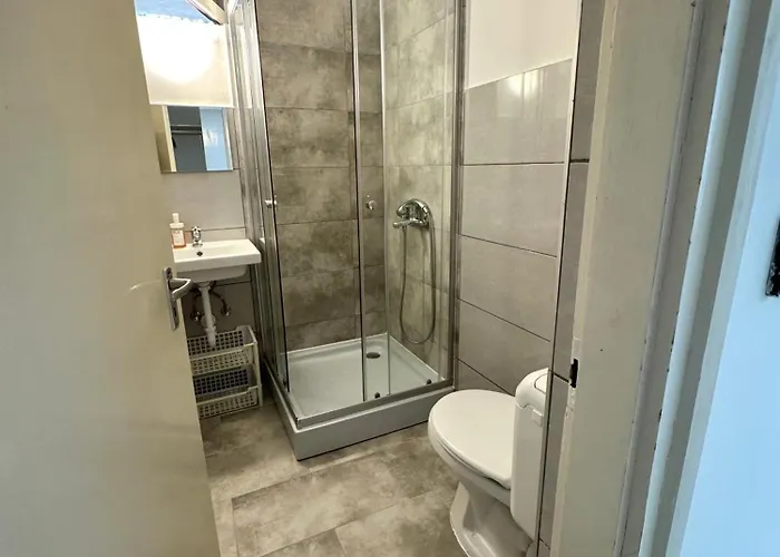 Peter's Aparthotel 3*